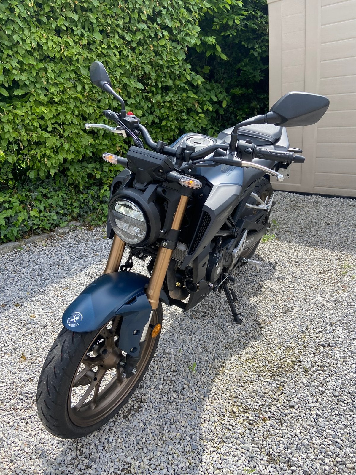 Honda cb125r 5900 km 2024 nikkel garantie 2029, Motos, Particulier