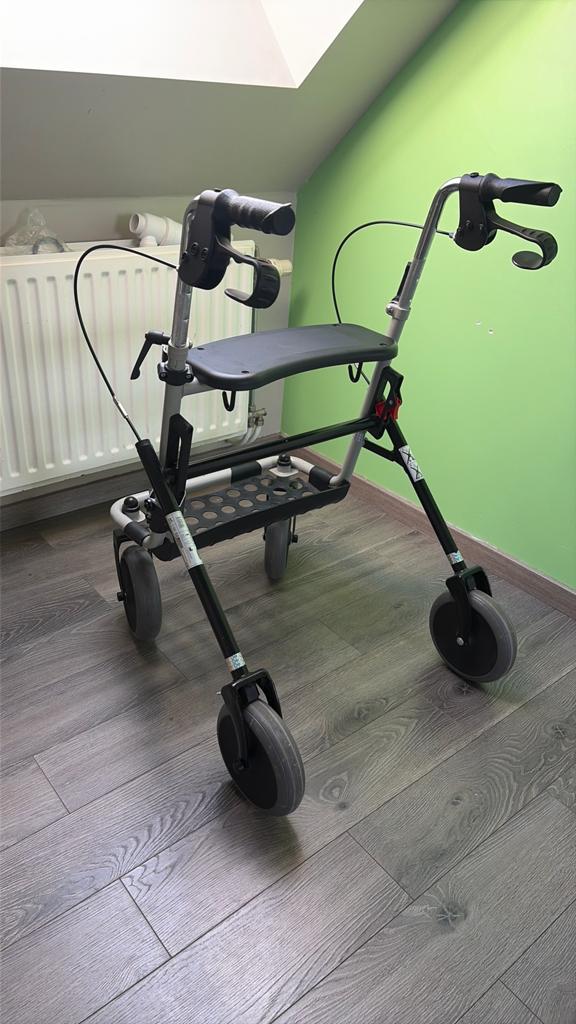 Wandel rollator met zitje, Diversen, Ophalen of Verzenden, Lichtgewicht, Zo goed als nieuw