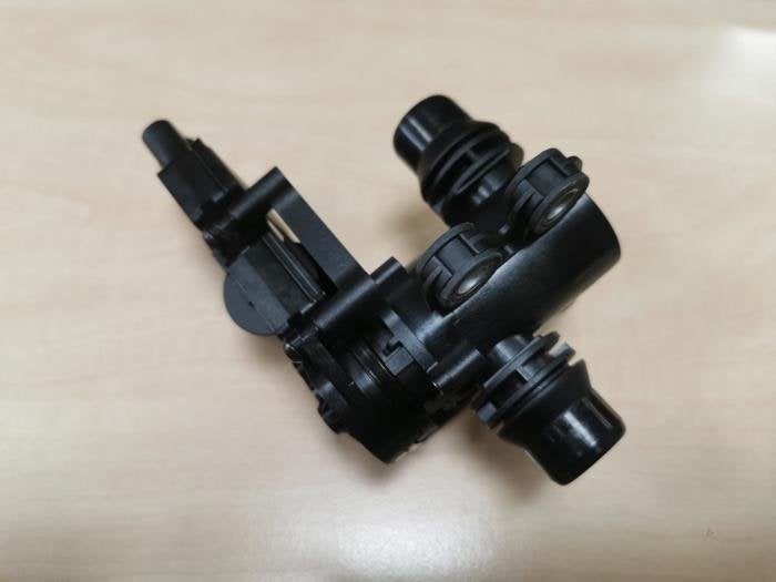 Robinet chauffage électrique d'un Mercedes V-Klasse, Neuf, 3 mois de garantie, -, -