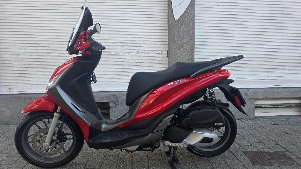 Piaggio medley 125 s, Motoren, Scooter, Particulier, 125 cc, 11 kW of minder