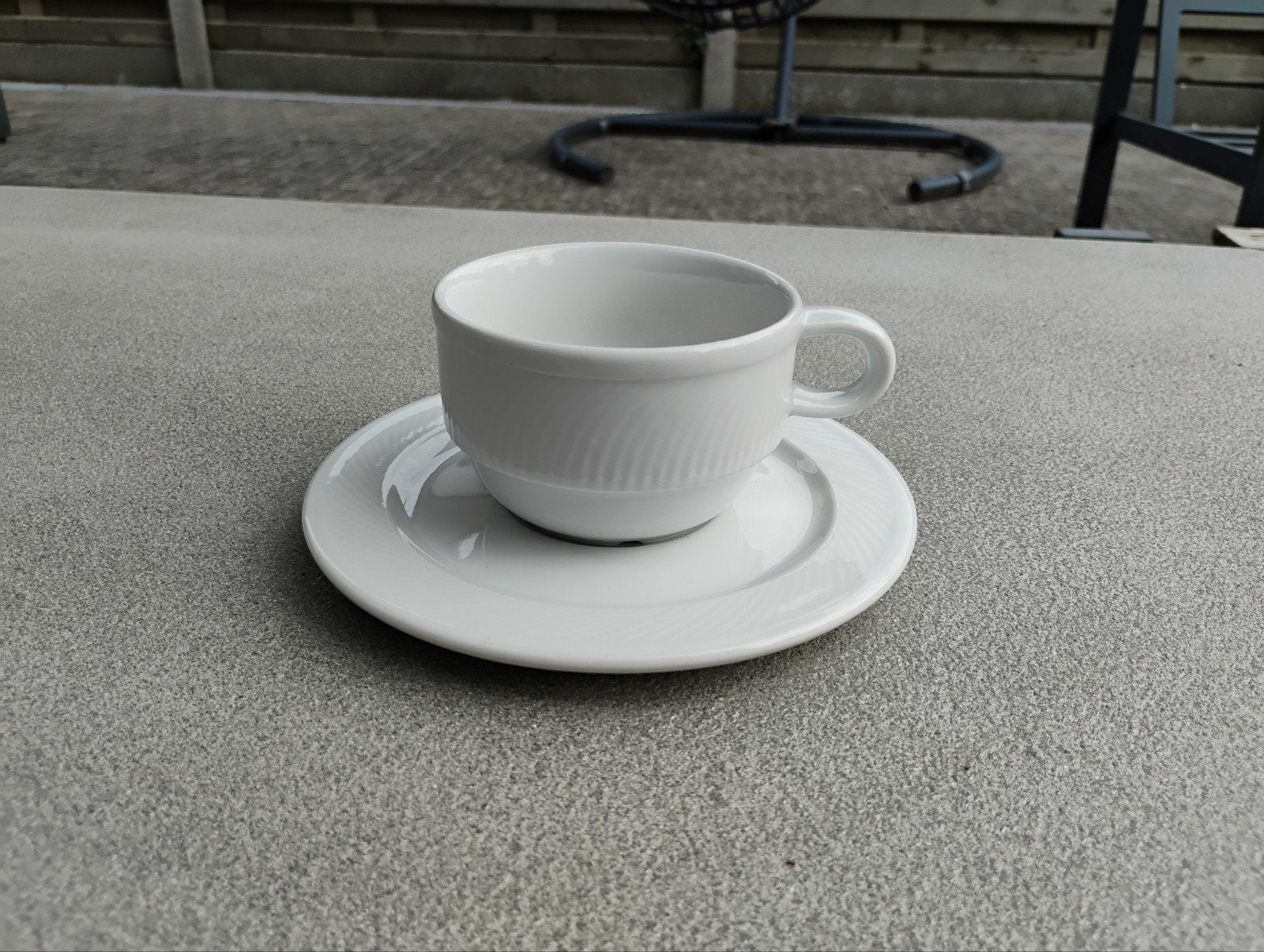 10 koffietassen en 12 ondertassen, Ophalen, Zo goed als nieuw, Klassiek
