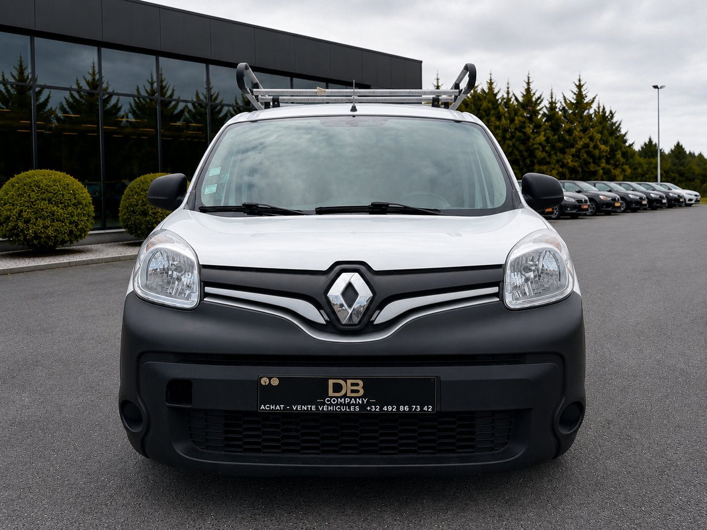 Renault kangoo /Faible kilométrage/clim/Garantie/, Autos, Cuir, Euro 6, Entreprise, Boîte manuelle