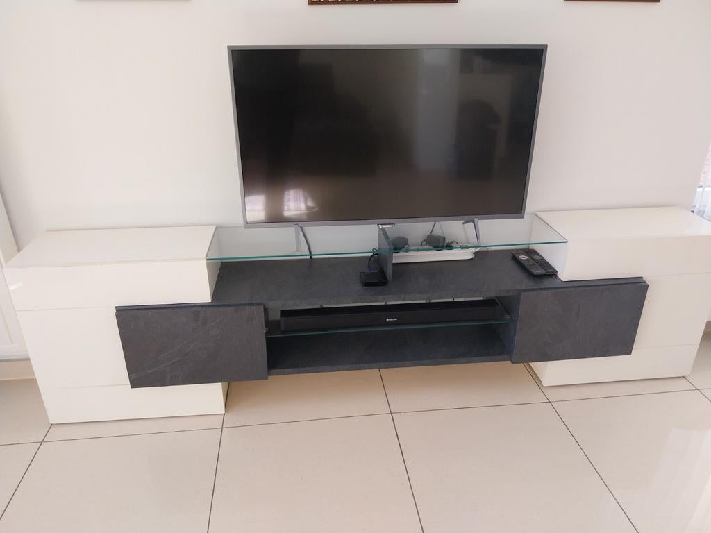Meuble tv, Enlèvement