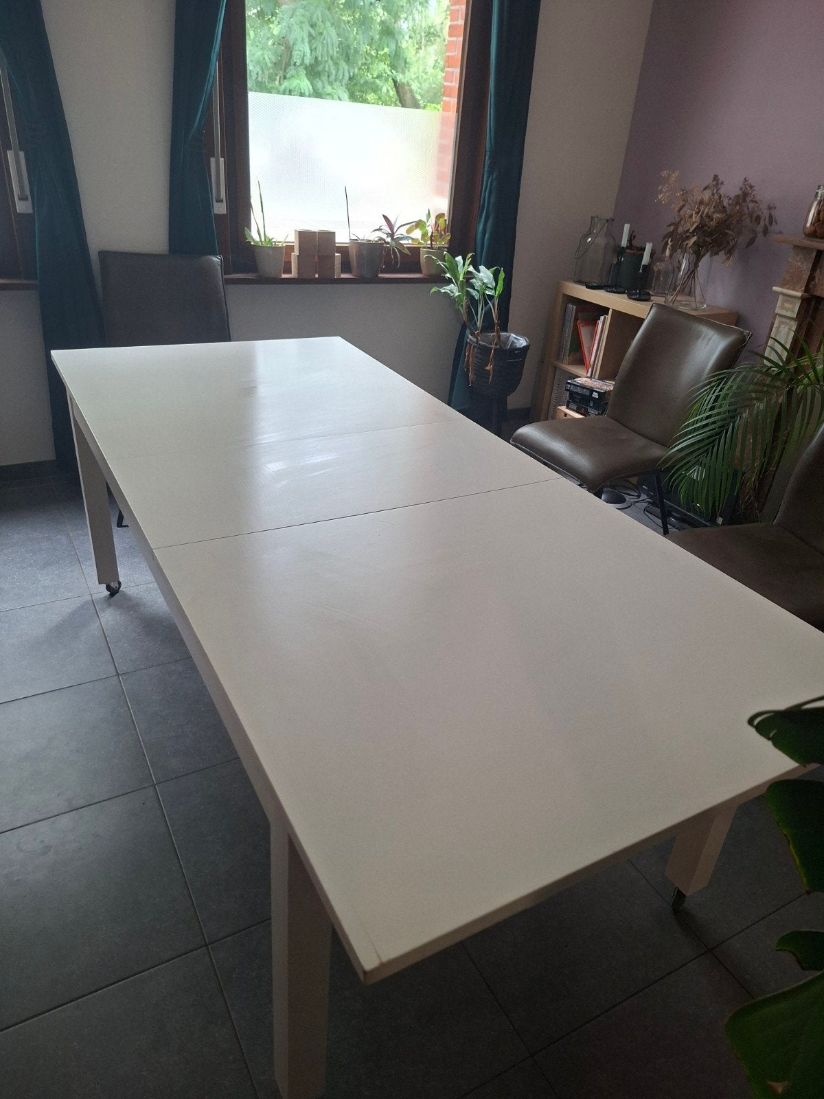 IKEA uitschuifbare tafel op wieltjes, Huis en Inrichting, Ophalen, Gebruikt, Vijf personen of meer, Rechthoekig