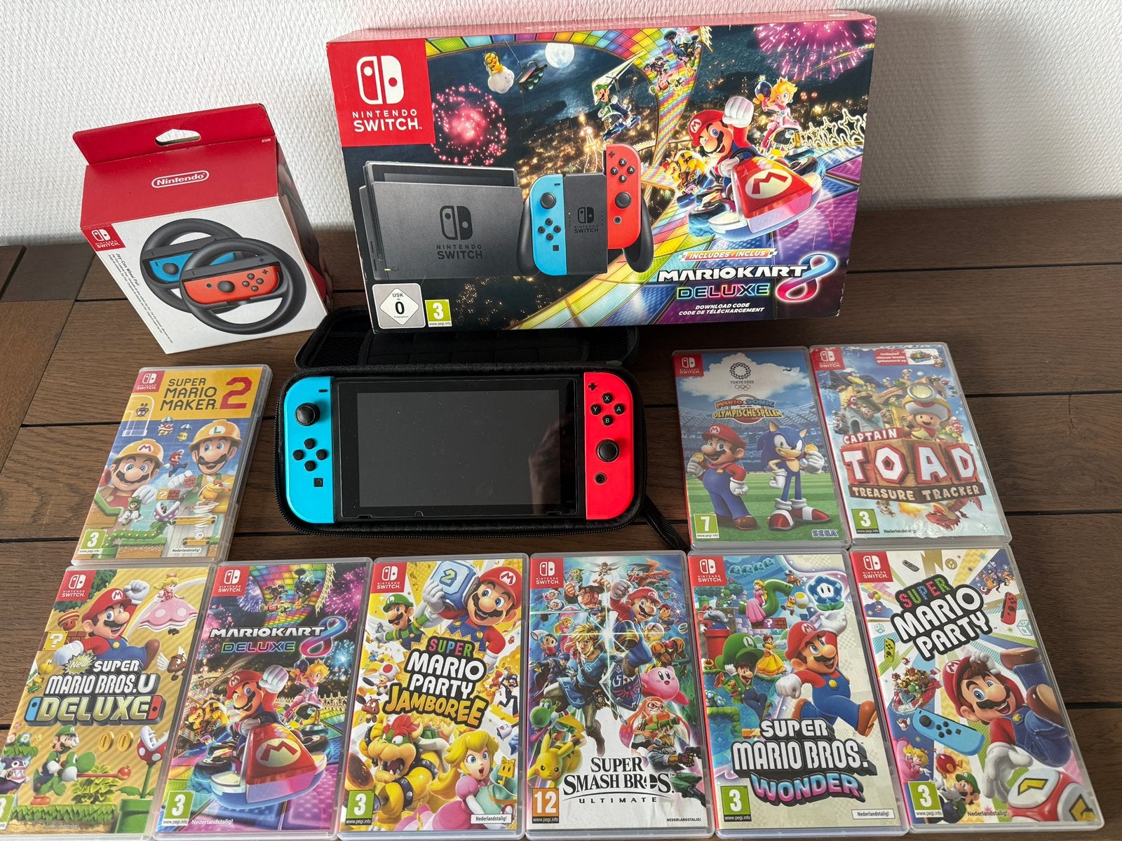 Nintendo Switch + 9 Mario & Accessoires  (Vaste Prijs), Ophalen, Gebruikt