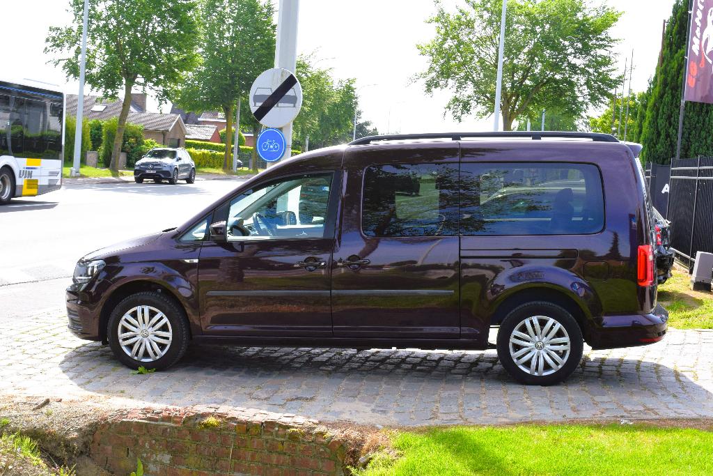 Vw Caddy Maxi 2.0CR TDI DSG/7ZIT !!/GPS/CAMERA/GARANTIE, Auto's, Volkswagen, 75 kW, 7 zetels, Bedrijf, Diesel