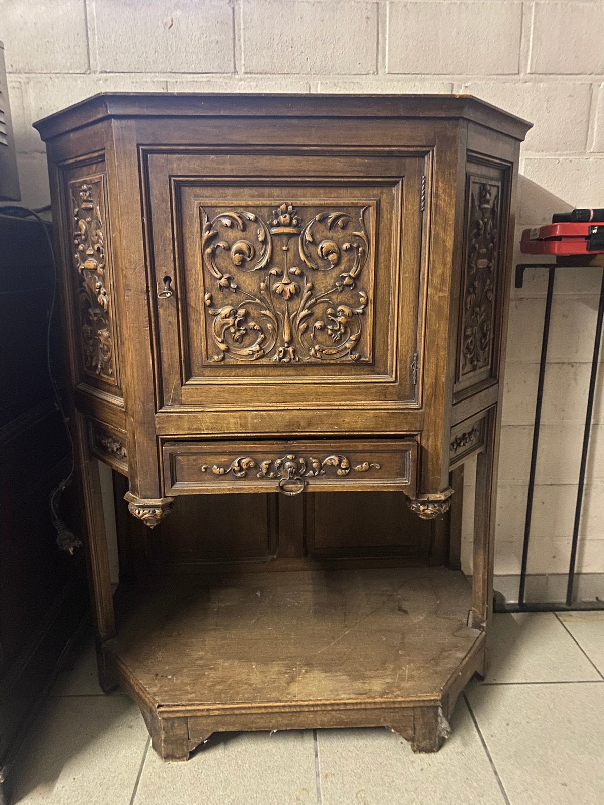 Antieke eikenhouten neorenaissance kast, Antiek en Kunst, Ophalen