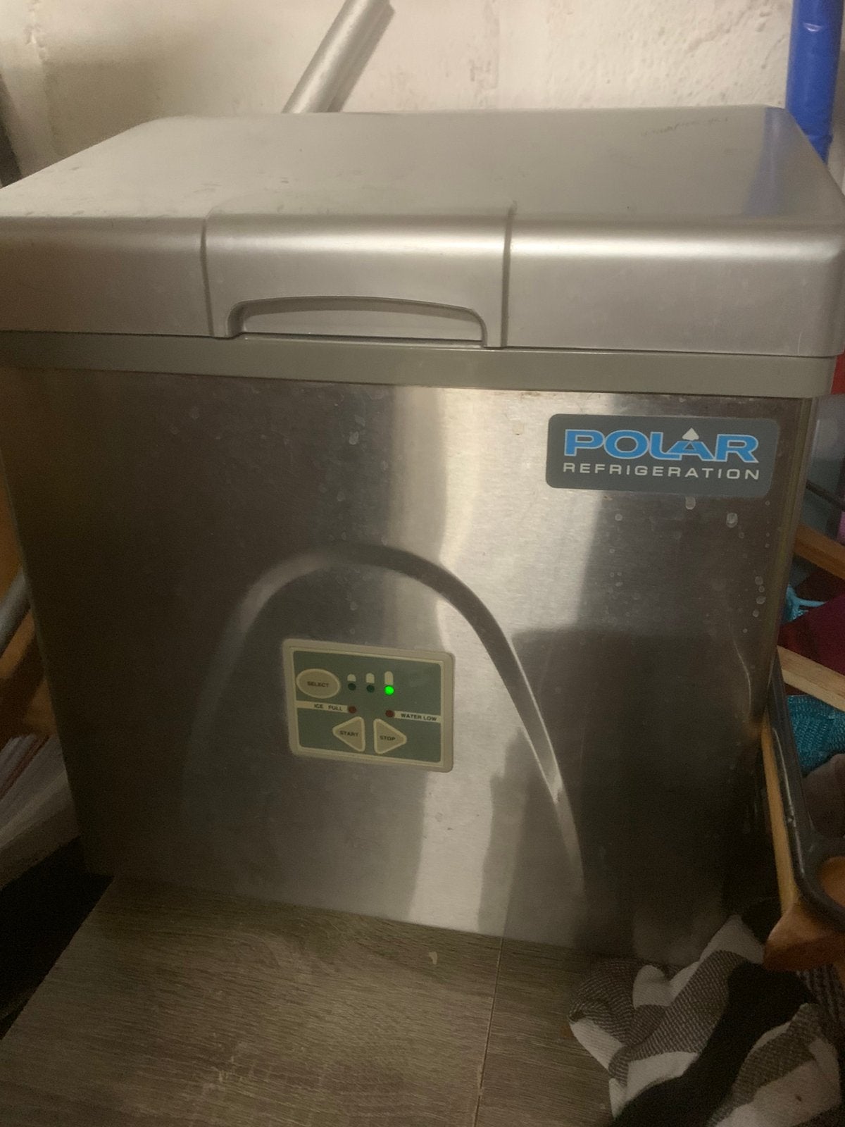 IJsblok machine, Elektronische apparatuur, Vriezers en Diepvrieskisten, Ophalen, Gebruikt