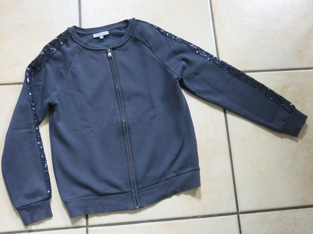 Een donkerblauw jasje JBC, 164, Enlèvement, JBC, Fille, Pull ou Veste