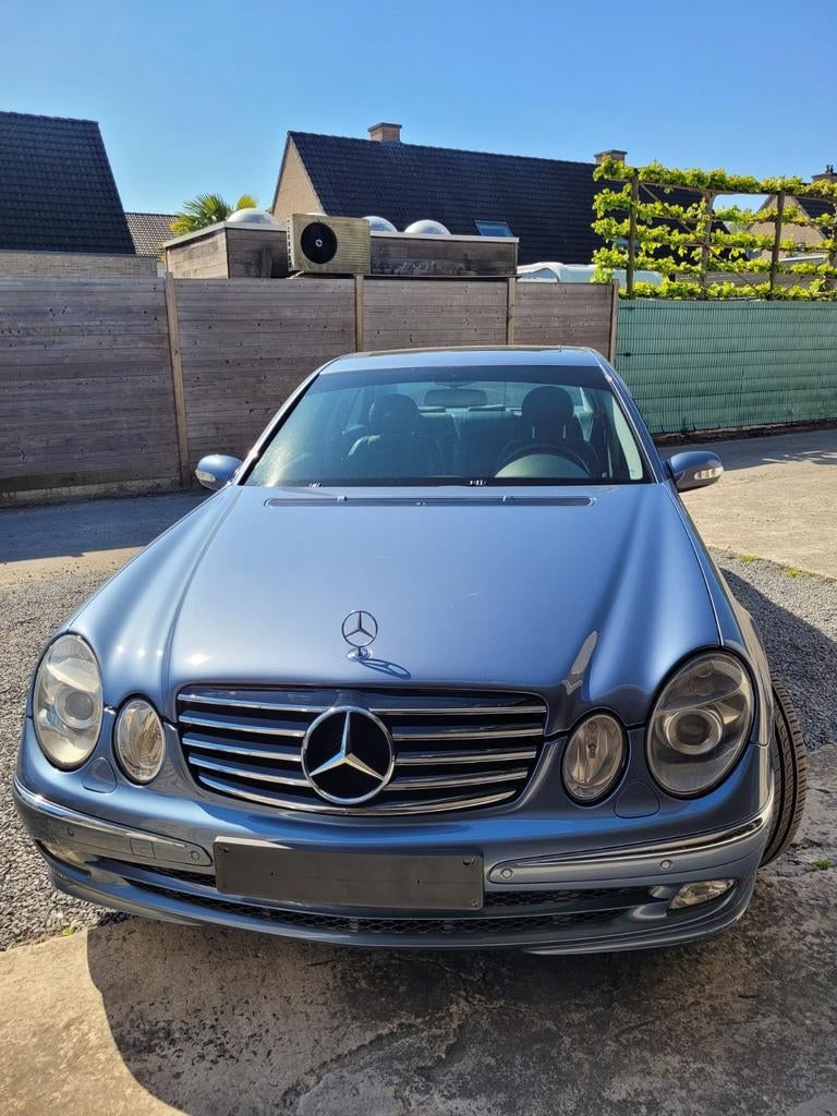 Mercedes avangarde e classe 220 c di full option 2004 august, Particulier, Achat