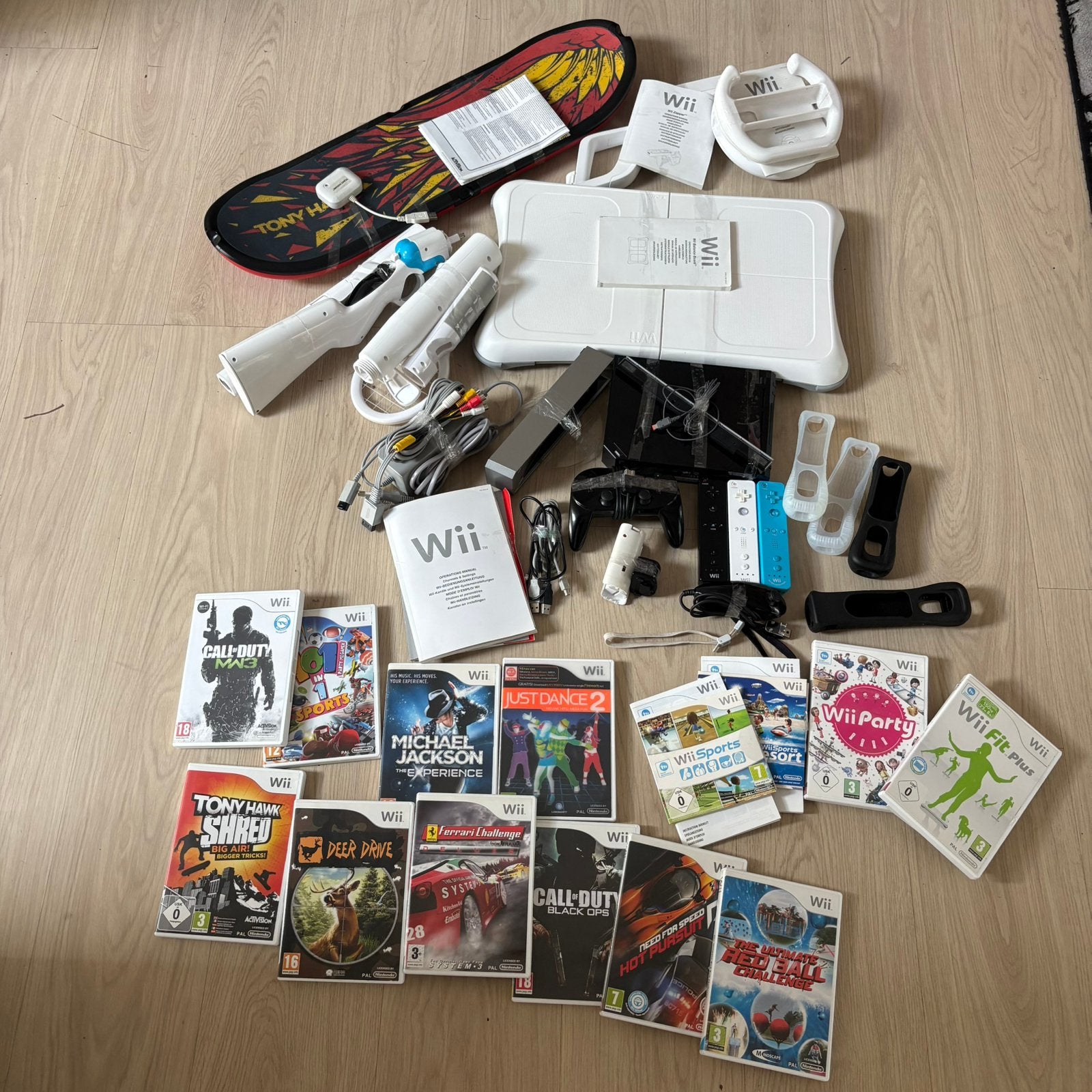 Wii met Games, Controlles en accessoires, Ophalen of Verzenden, Gebruikt, Met 3 controllers of meer, Met games