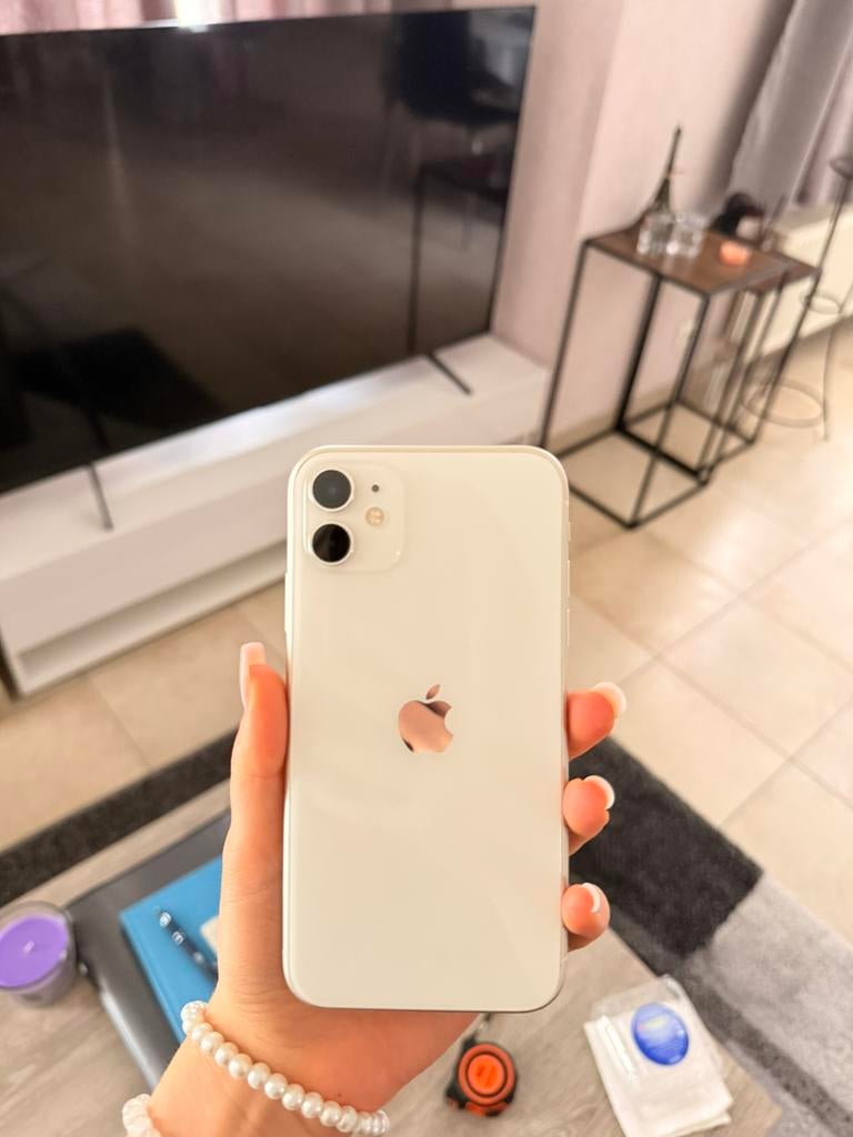 Te koop Iphone 11 64gb, Telecommunicatie, Mobiele telefoons | Hoesjes en Screenprotectors | Apple iPhone, Ophalen, Zo goed als nieuw