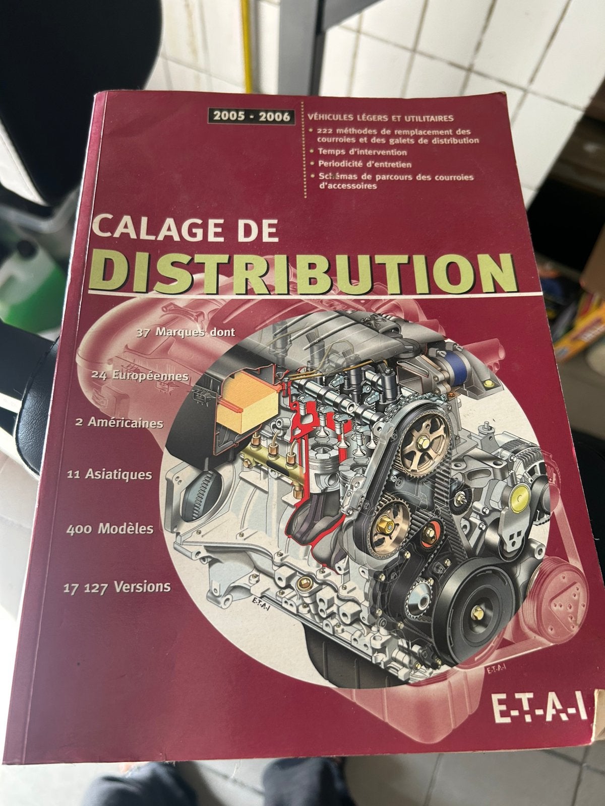 Manuel Calage de Distribution 2005-2006 – E.T.A.I, Enlèvement
