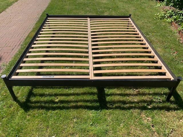Gratis ikea bed, Huis en Inrichting, Ophalen, Gebruikt, Zwart, Tweepersoons