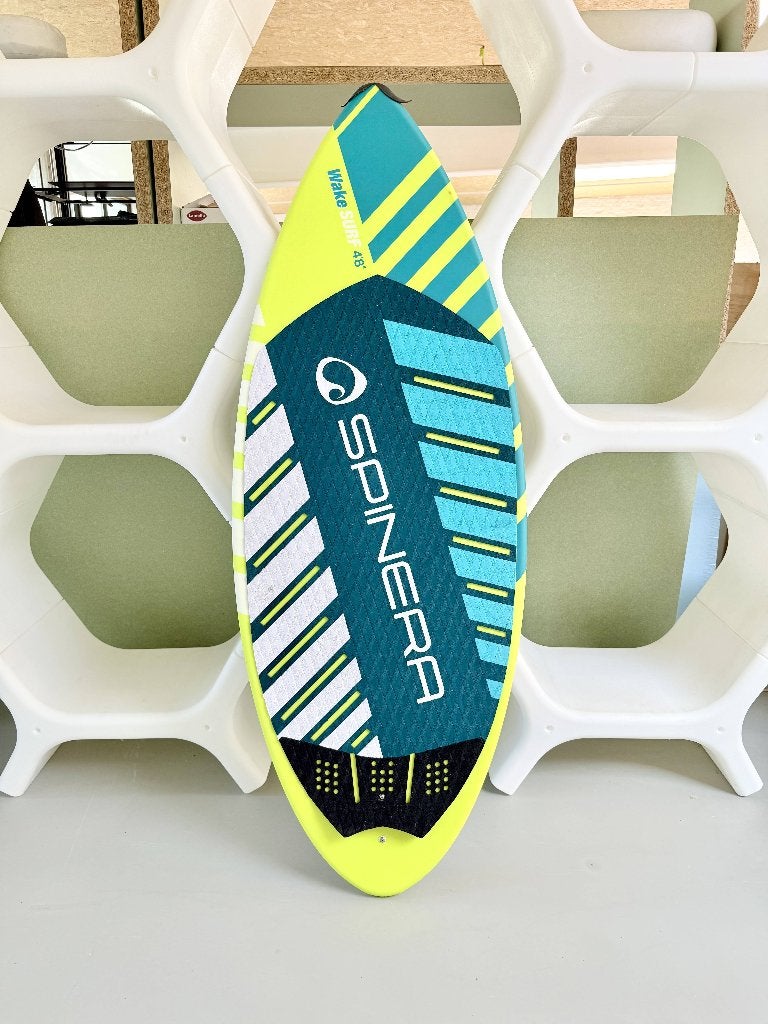 Wakeboard Spinera, Watersport en Boten, Ophalen, Zo goed als nieuw, Board