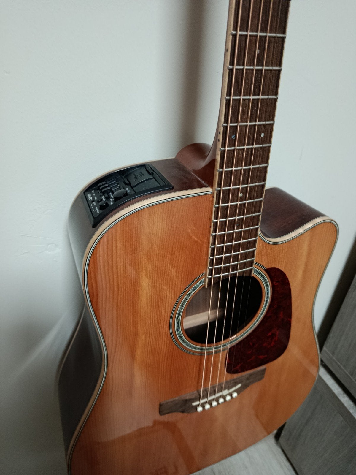 Takamine akoestische gitaar GD71CE-NAT, Ophalen