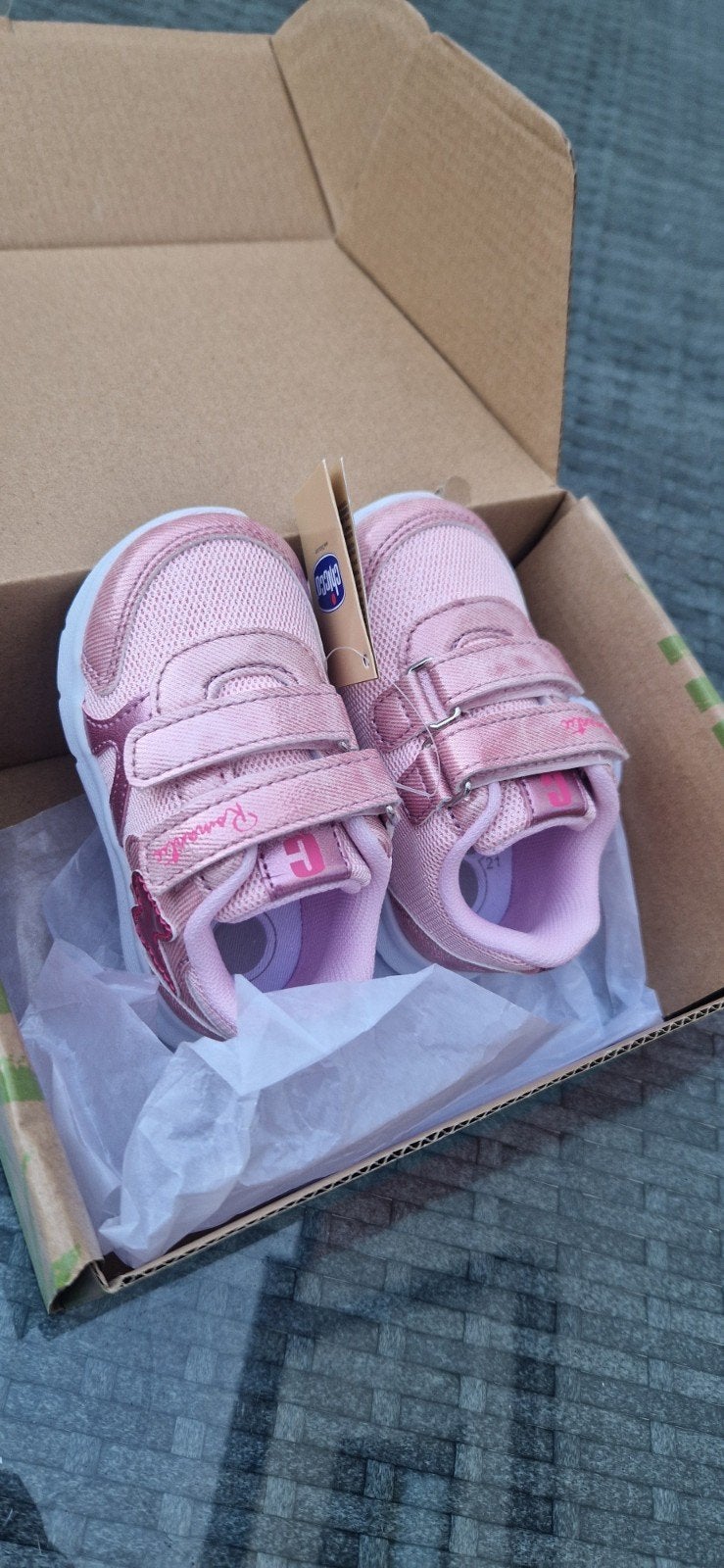 Chicco schoentjes maat 21, Enfants & Bébés, Vêtements de bébé | Chaussures & Chaussettes, Enlèvement, Bottines