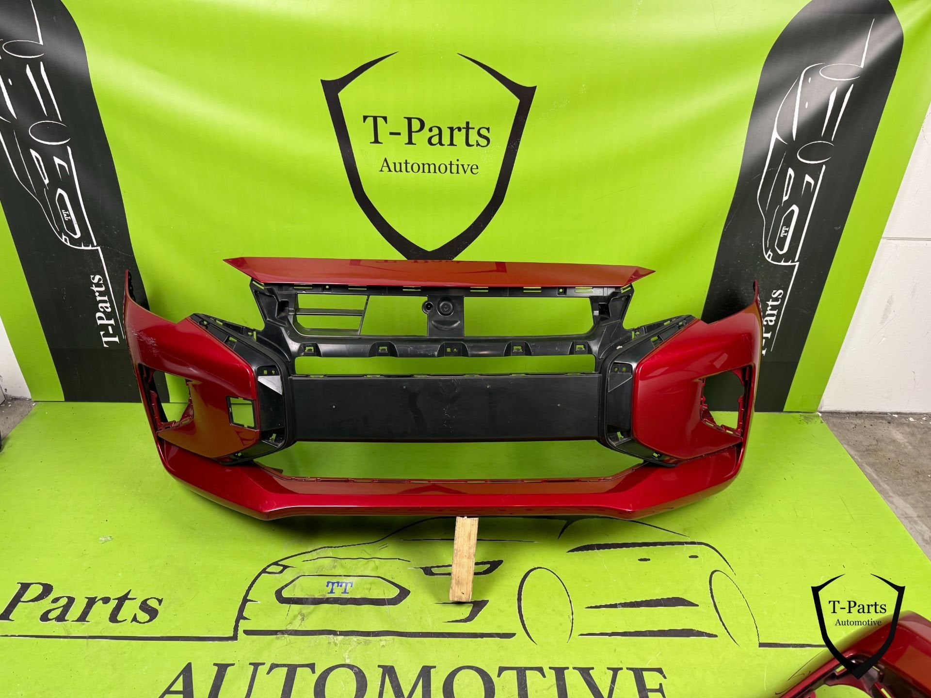 mitsubishi space star voorbumper bumper 20+ spacestar, Info@fabrikant.eu, Fabrikantstraat 1
1000 AA  Amsterdam, Fabrikant BV, Gebruikt