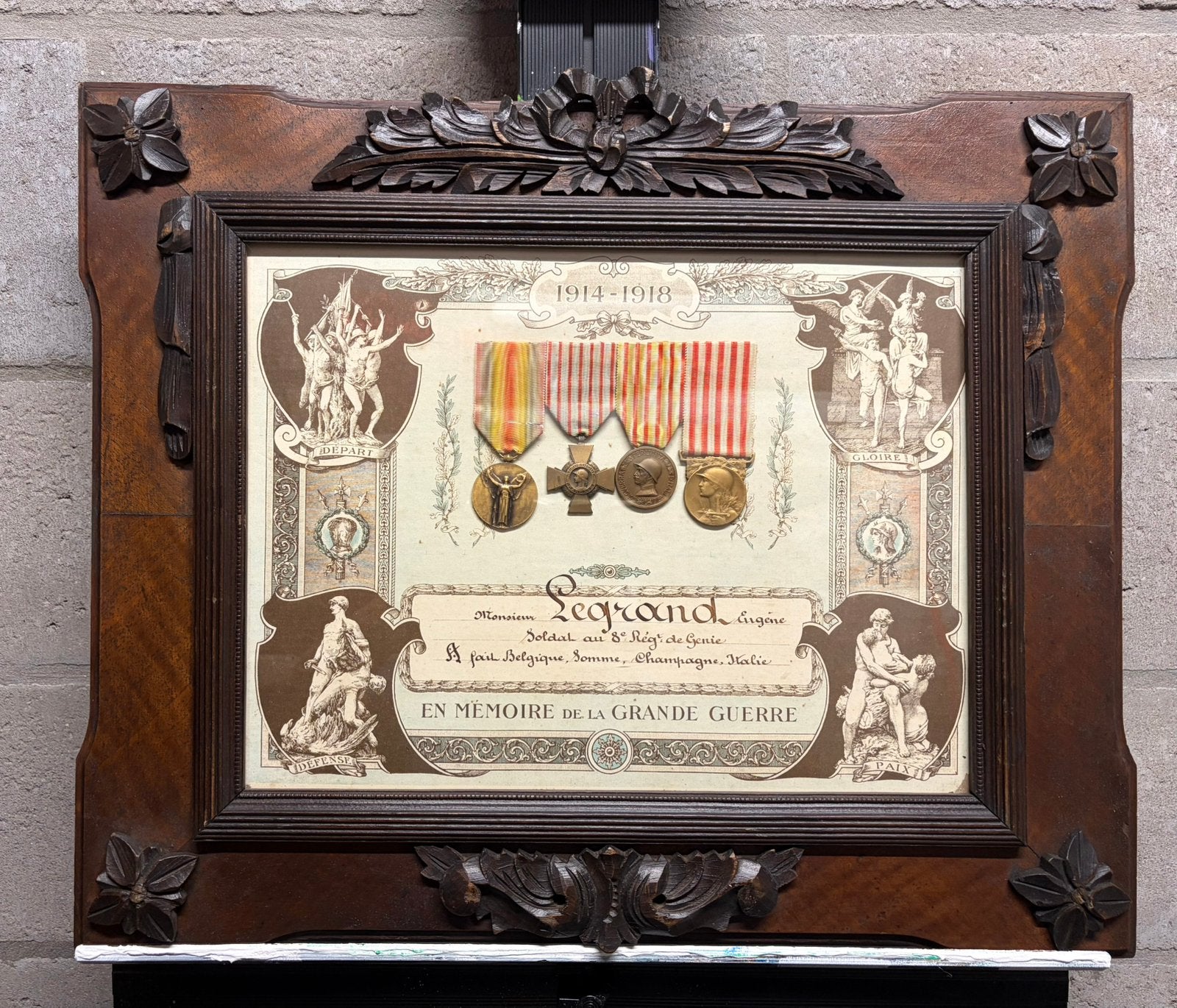 Franse Kader met 4 Franse medailles WO 1, Ophalen of Verzenden, Landmacht, Lintje, Medaille of Wings