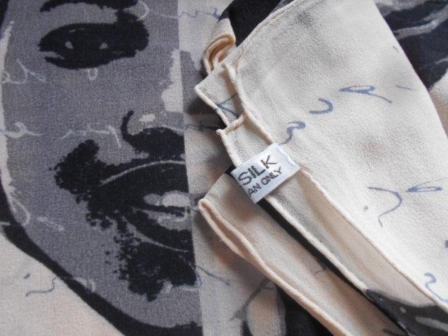 nouveau foulard design long avec visages 100% vraie soie, Mentality, Enlèvement ou Envoi, Neuf, Écharpe