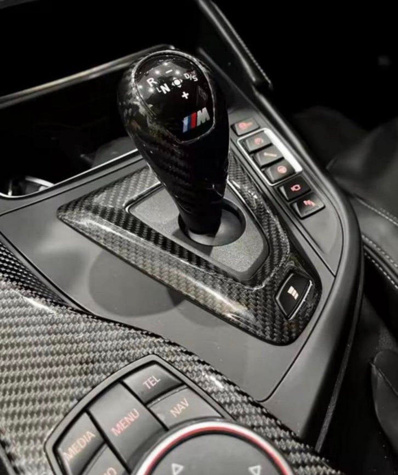 BMW M3 M4 F80 F82 F83 Couvre-pommeau vitesses carbone (RHD), Enlèvement ou Envoi