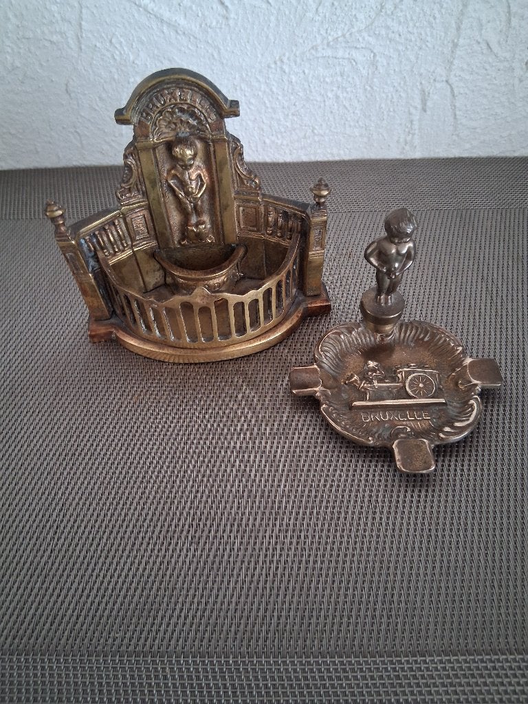 MANNEKE PIS  2 x, Ophalen of Verzenden, Koper