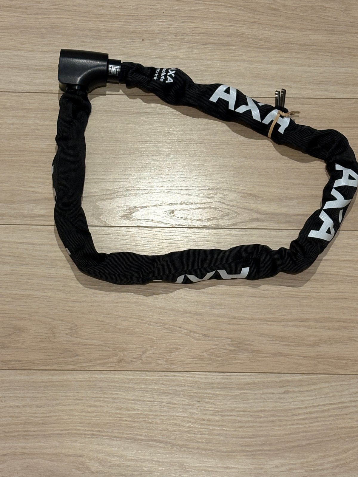 Fietsslot axa absolute 110, Vélos & Vélomoteurs, Accessoires vélo | Cadenas de vélo, Enlèvement, Comme neuf