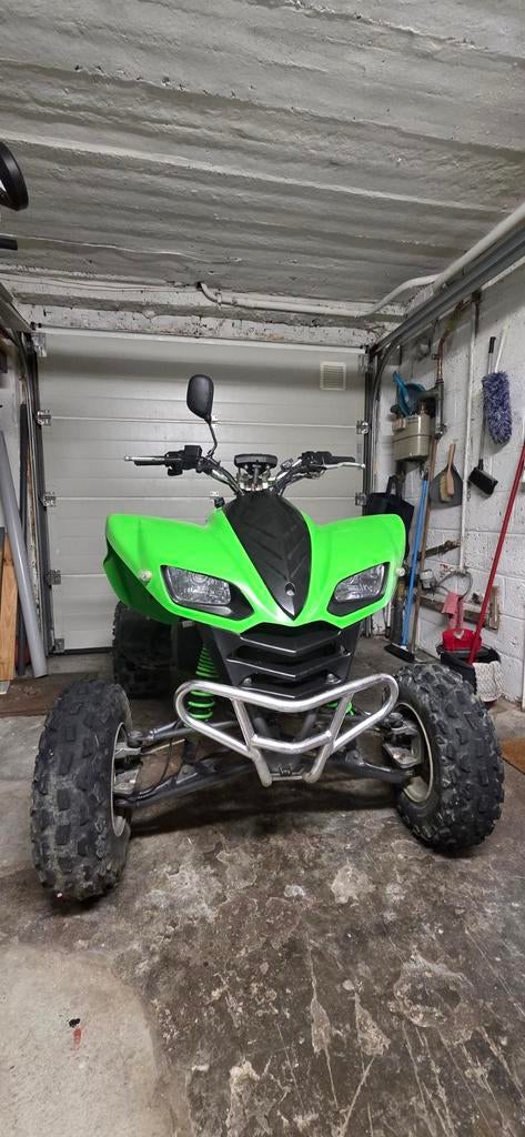 Kawasaki kfx 700, Motoren