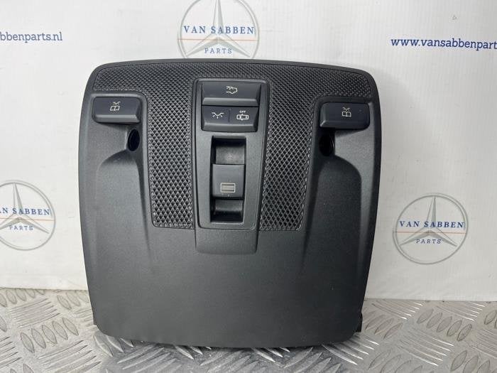 Eclairage intérieur avant d'un Mercedes A-Klasse, -, 3 mois de garantie, Utilisé, -