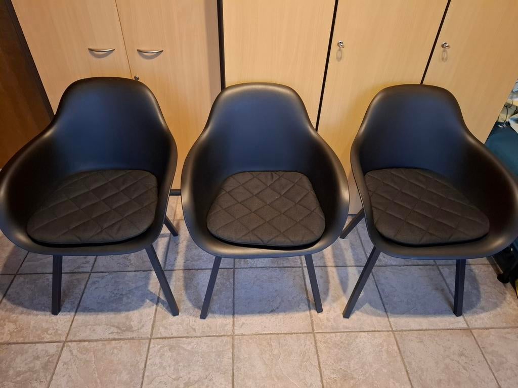 3 sièges Juntoo., Enlèvement