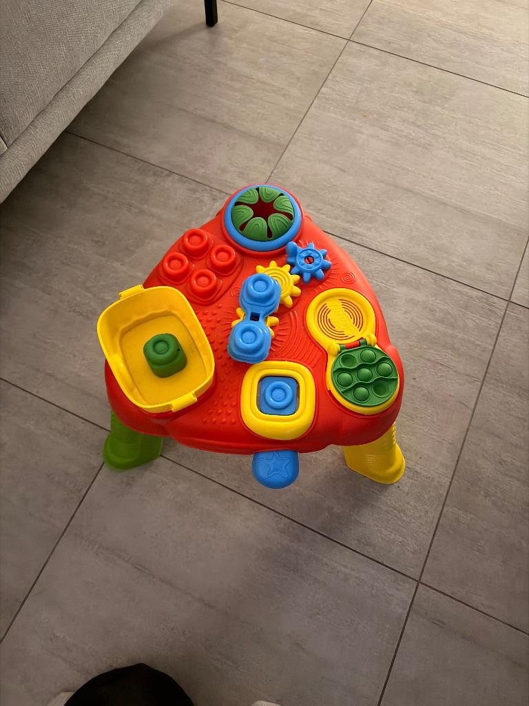 Bumba speeltafel, Kinderen en Baby's, Ophalen of Verzenden, Zo goed als nieuw, Tafel(s)