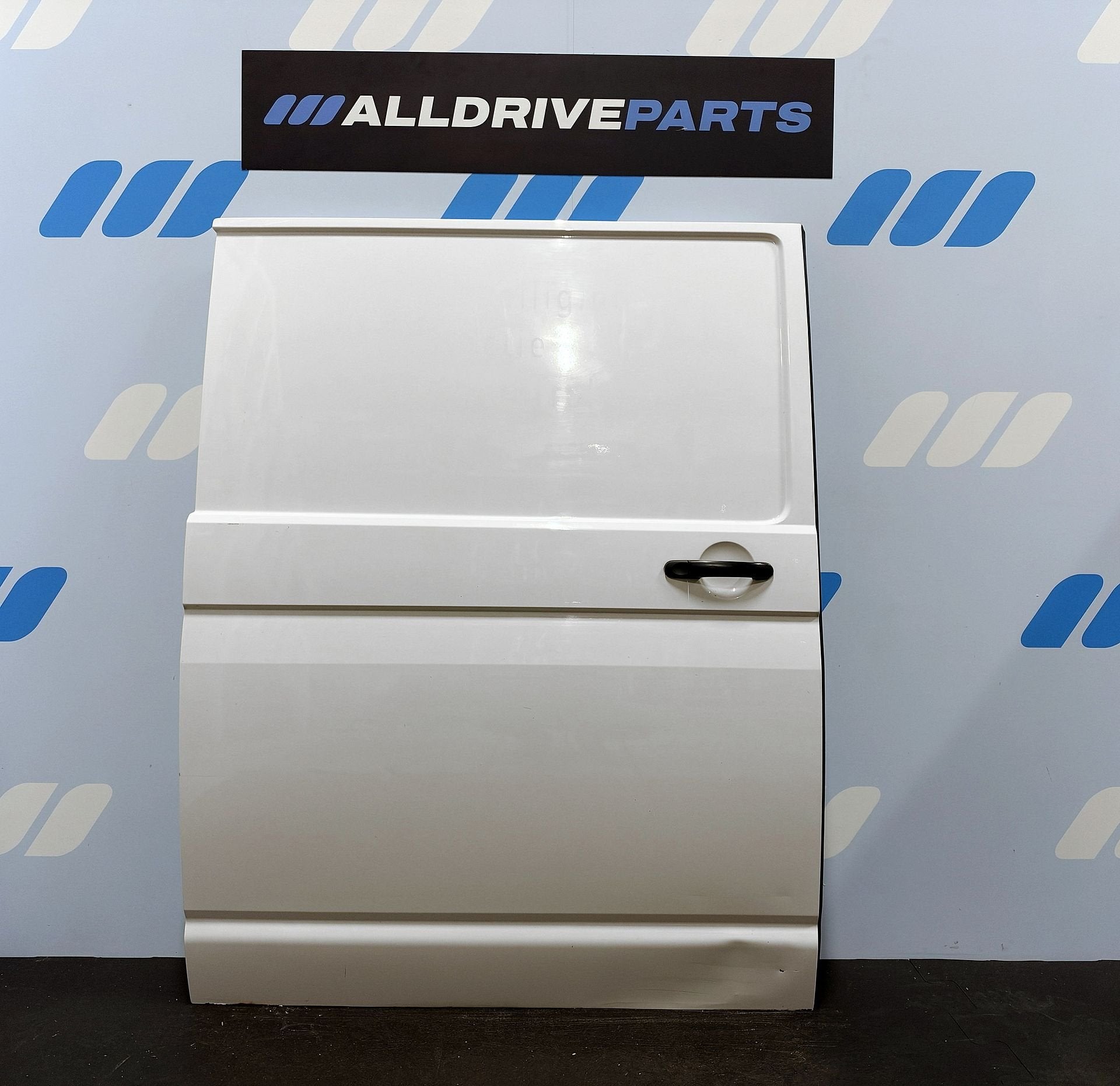 Volkswagen T6 porte coulissante droite blanche LB9A 7LA84310, -, Droite, Utilisé, Porte