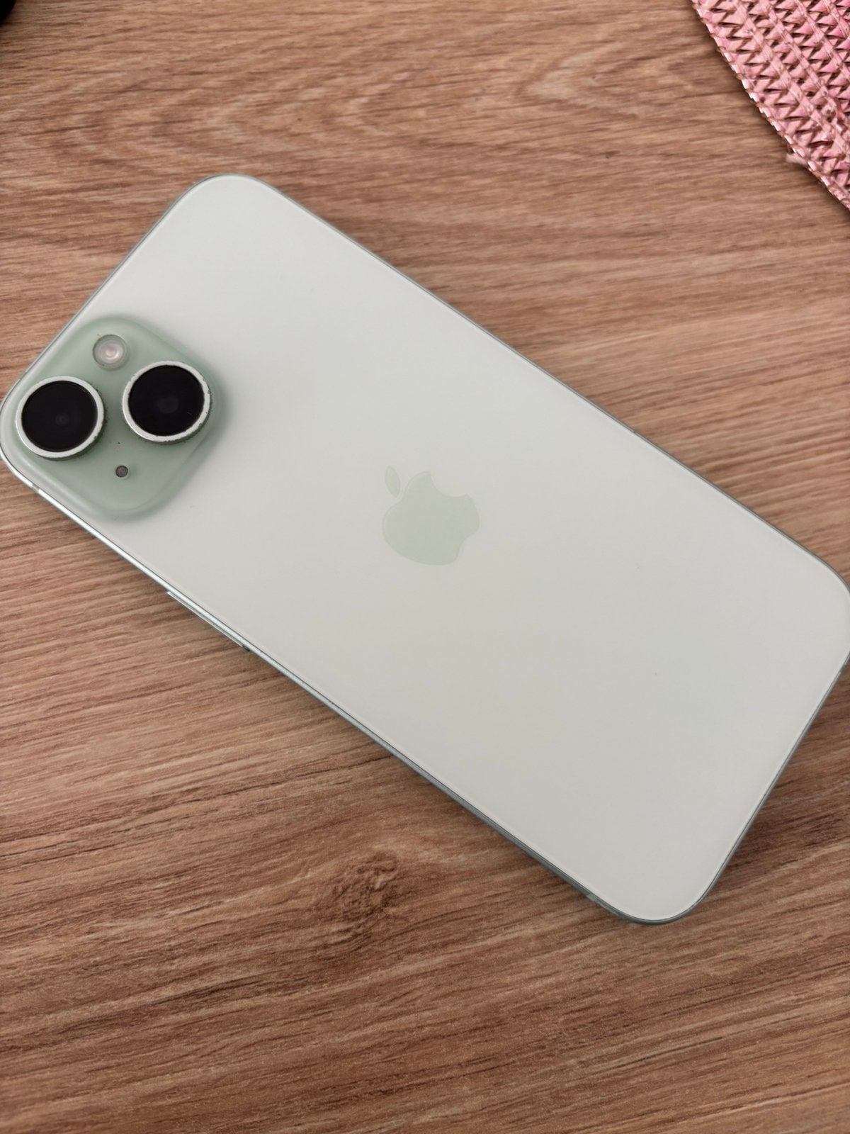 iphone 15 (werkt enkel op wifi), Enlèvement, Comme neuf, IPhone 15