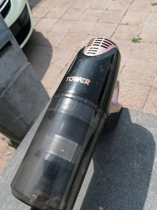 aspirateur balai sur accu et chargeur, Electroménager, Aspirateurs, Enlèvement, Utilisé, Aspirateur balai