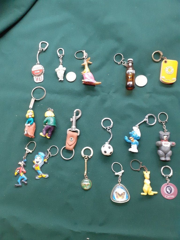 Vintage sleutelhangers oa Coca cola Michelin W Disney, Ophalen