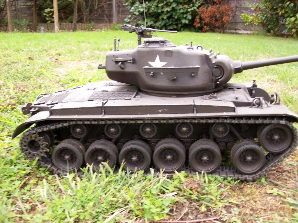TAMIYA 1/16 tank, Tank, Plus grand que 1:32, Comme neuf, Enlèvement