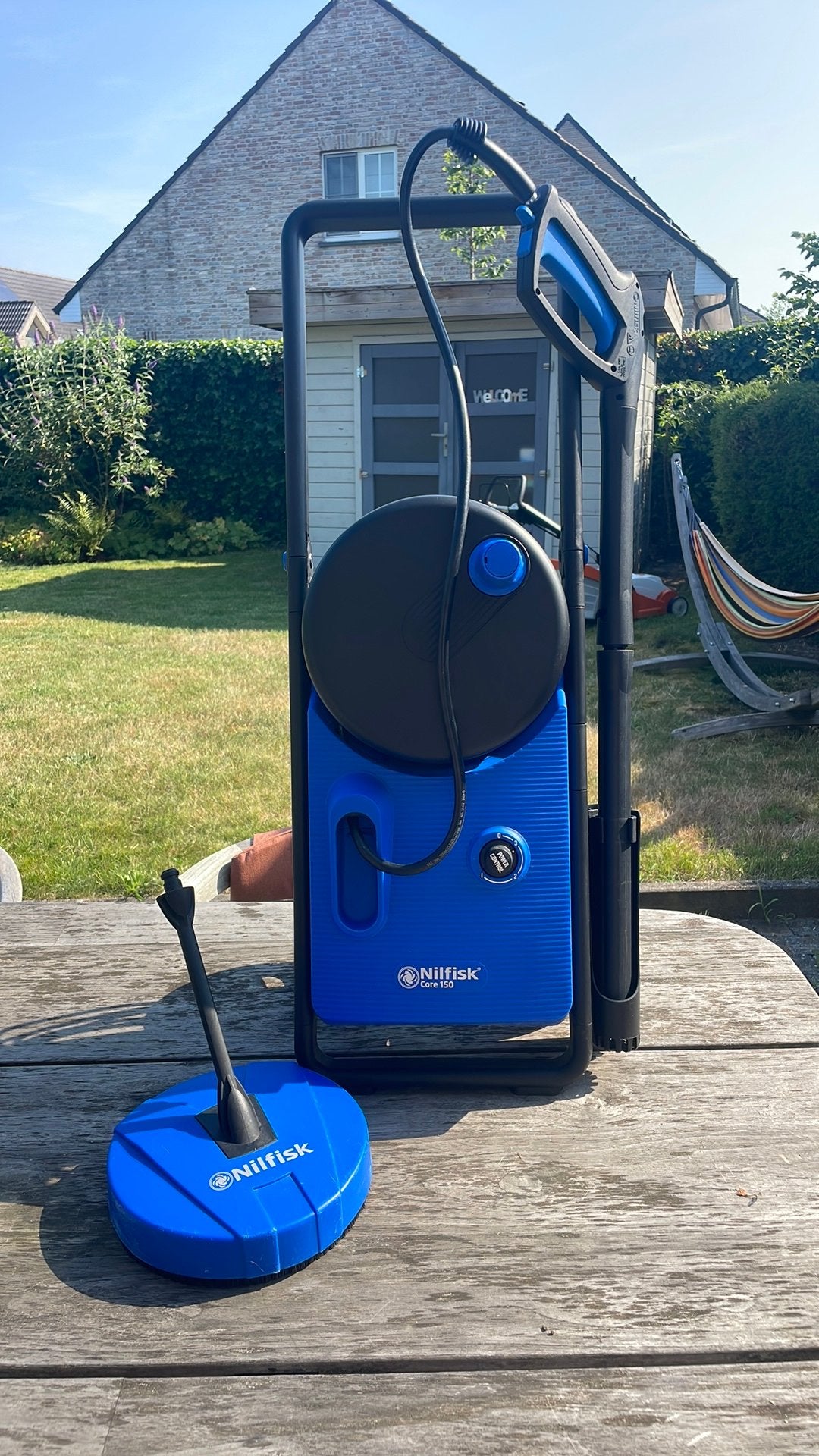 Nilfisk set incl. Terras reiniger, Car-set en poetsmiddel, Ophalen, Zo goed als nieuw