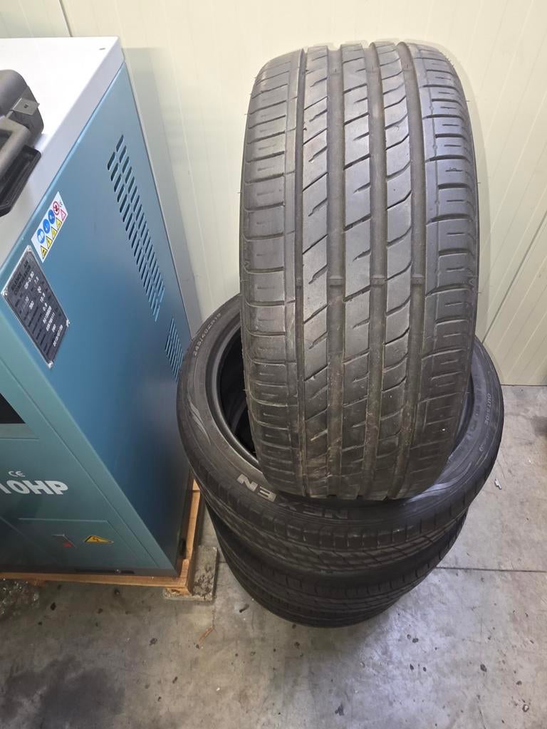 2x245/40/19 Nexen, Ophalen of Verzenden