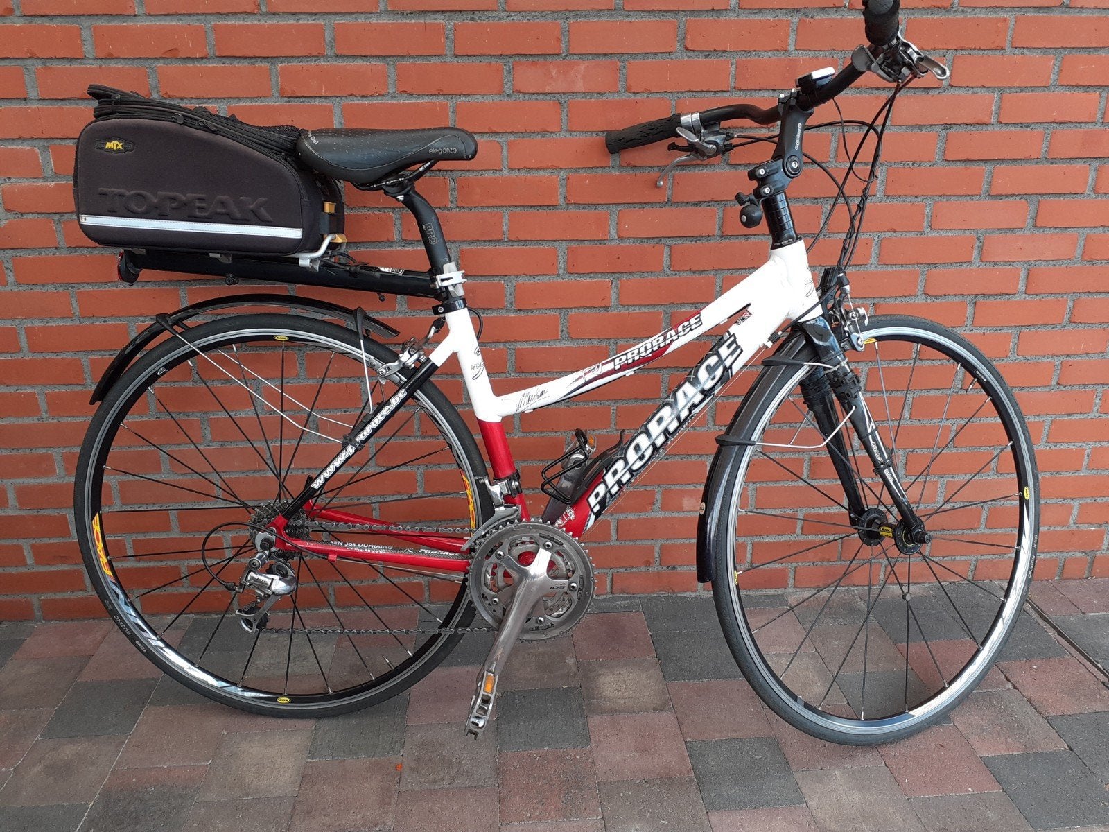 Dames sportfiets van het merk Prorace, Ophalen