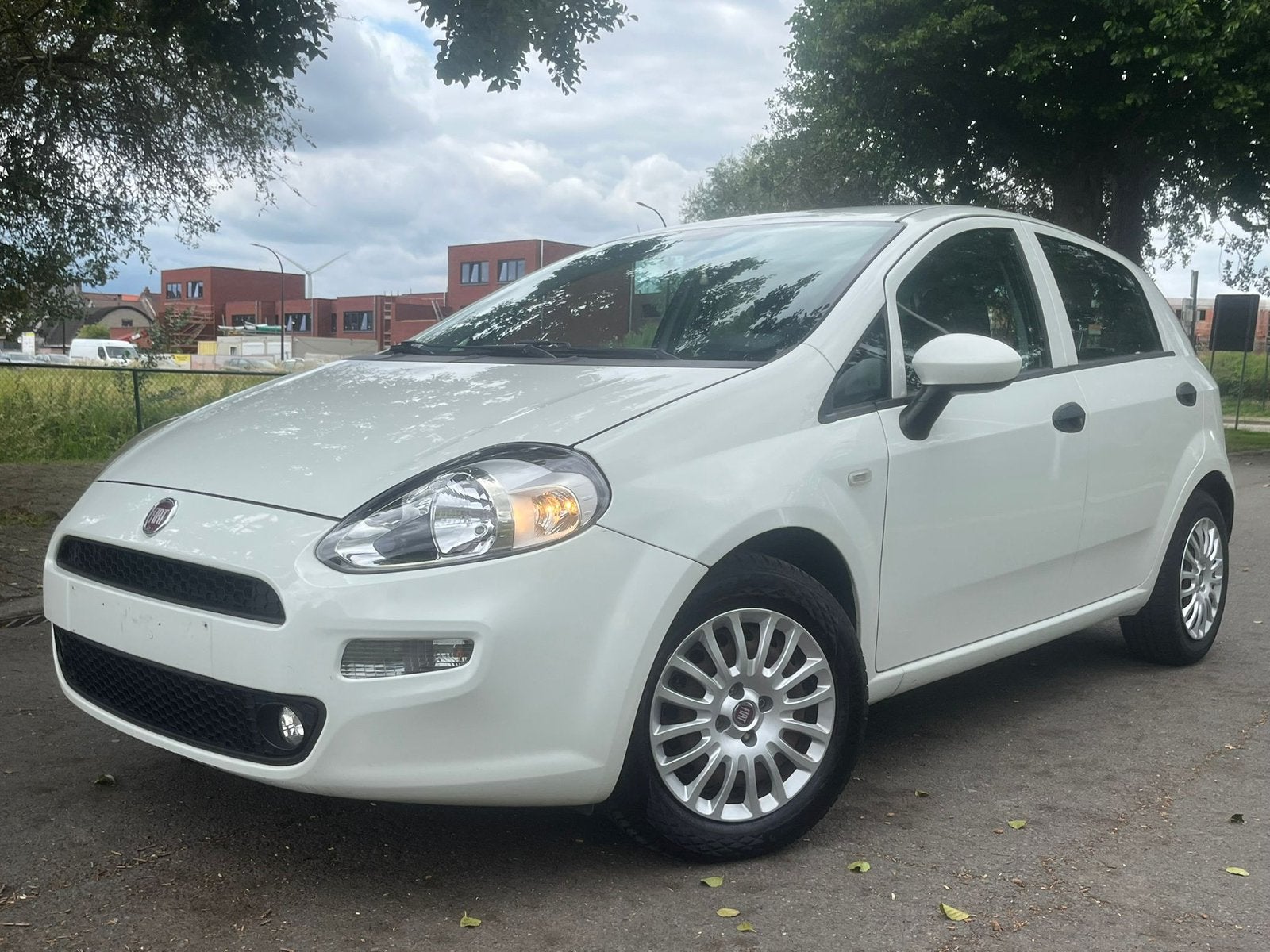 FIAT punto Essence Euro 6b Année 2016, Achat, Boîte manuelle, 5 portes, Particulier