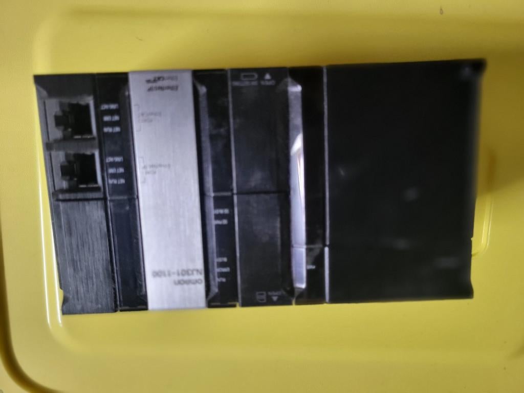Omron Plc NJ301-1100 + voeding PD3001, Ophalen