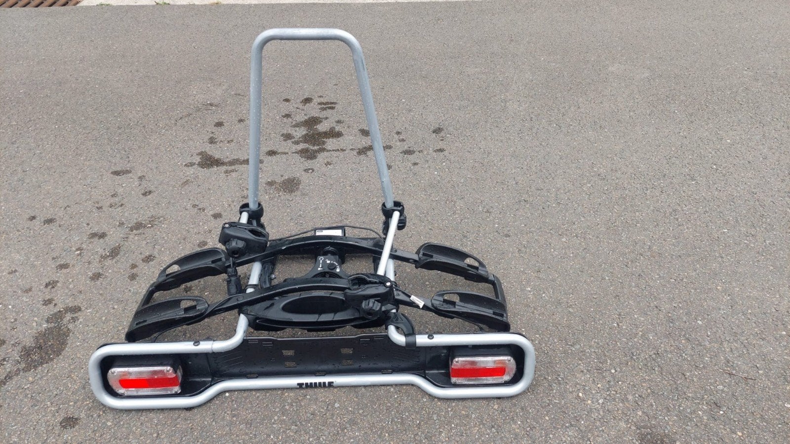 Porte-vélos Thule, Autos : Divers, Porte-vélos, Enlèvement, 2 vélos, Utilisé, Support d'attelage