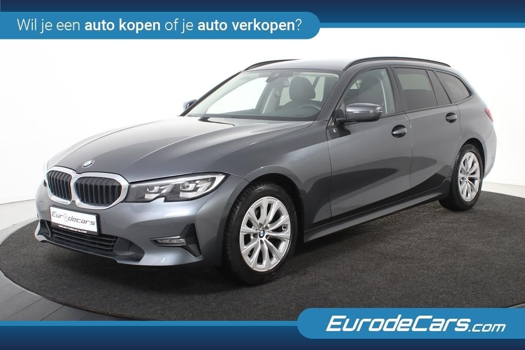 BMW 318 ia Touring *1ste Eigenaar*Leer*Navigatie*Carplay*, 1998 cc, 4 cilinders, 1645 kg, Leder