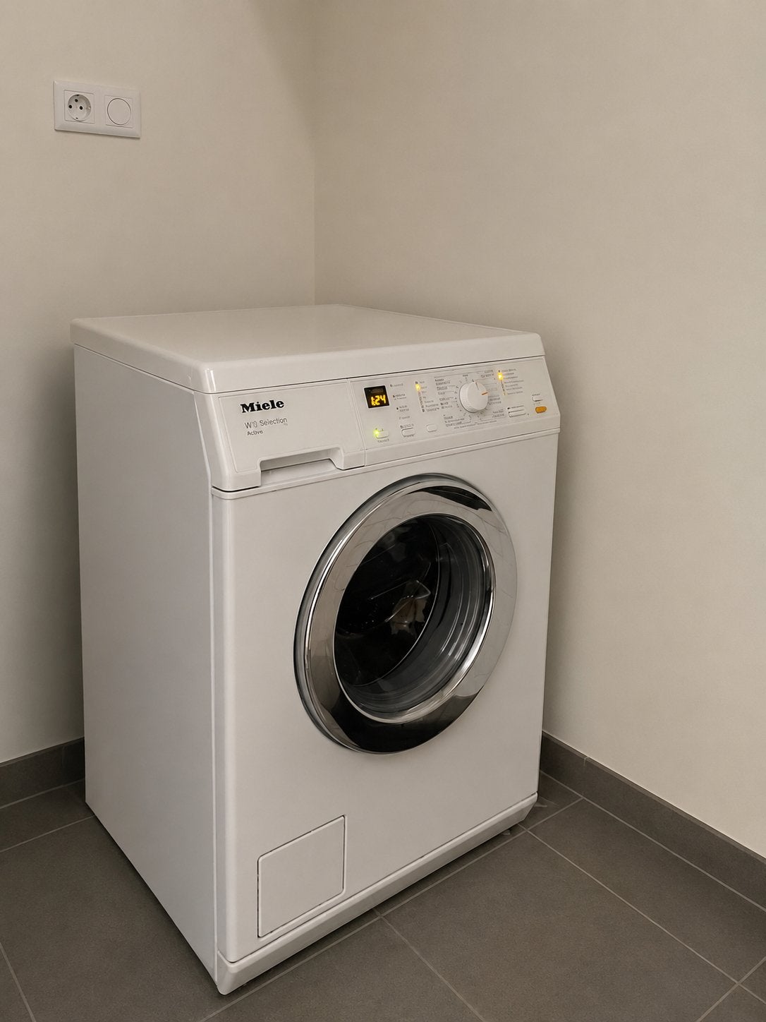 Miele W1 Selection Active wasmachine – Zeer goede staat, Electroménager, Lave-linge, Comme neuf, Chargeur frontal, Enlèvement ou Envoi