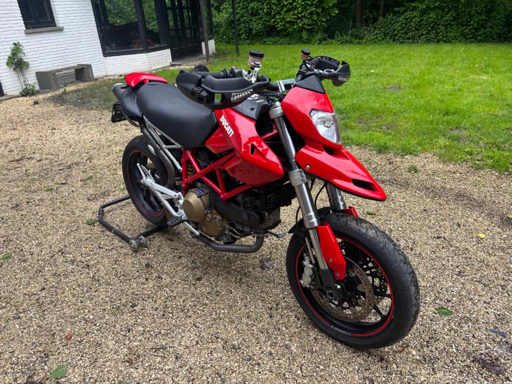 Ducati hypermotard 1100, Motoren, Motoren | Ducati, Particulier, SuperMoto, meer dan 35 kW, 2 cilinders, Motorrijbewijs A, Handgeschakeld