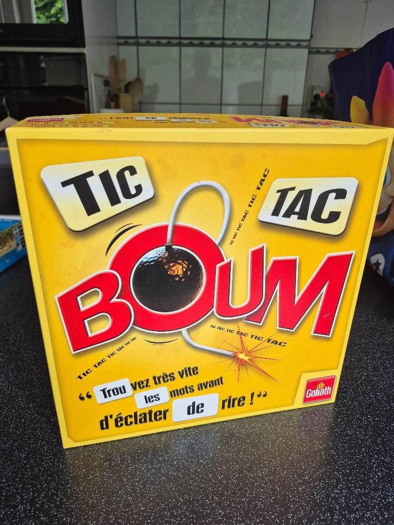 JEU TIC TAC BOUM, Hobby & Loisirs créatifs, Cinq joueurs ou plus, Enlèvement, Comme neuf, Goliath