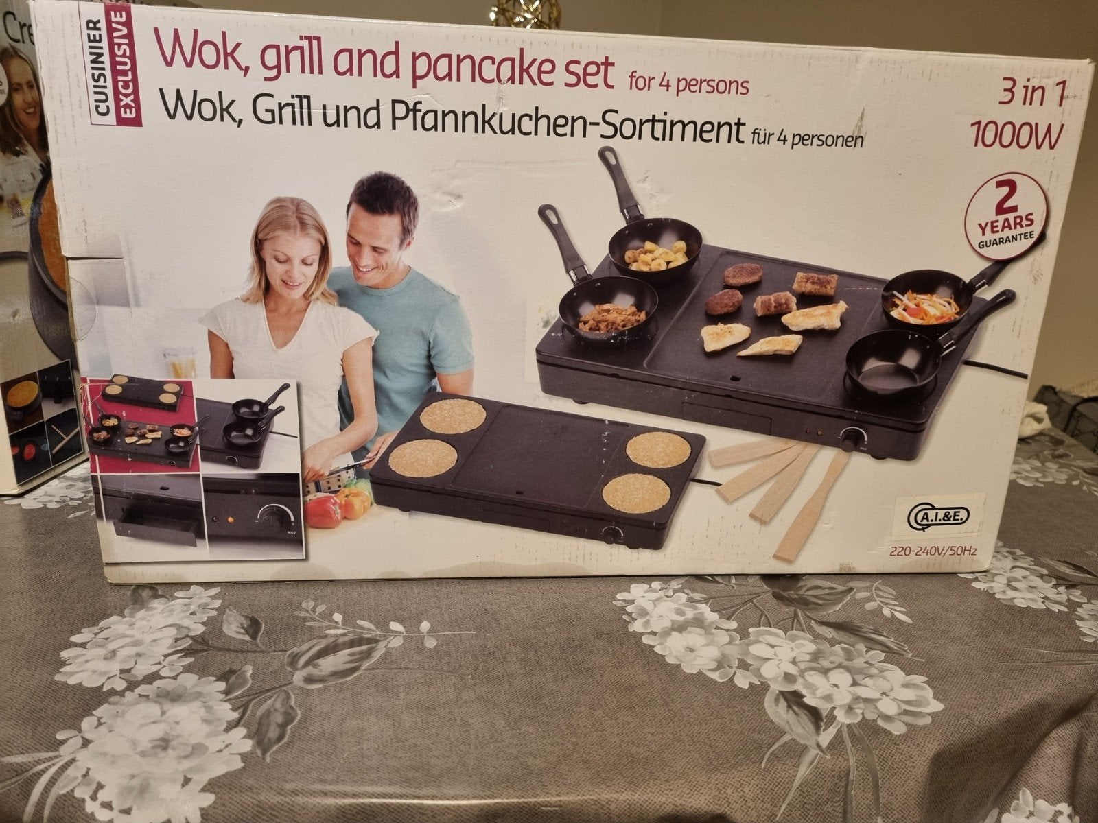Gourmetset met wok pannen, Ophalen, Nieuw, 4 t/m 7 personen