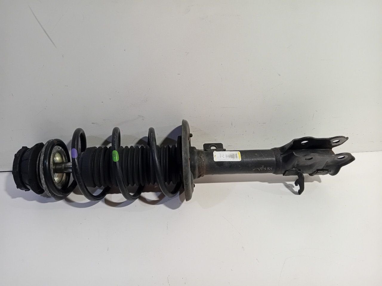 Veerpoot rechts voor Suzuki Swift, Onderdelen@venauto.nl, Van der Ven Autorecycling B.V., Ettenseweg 76, 4706 PB Roosendaal, The Netherlands