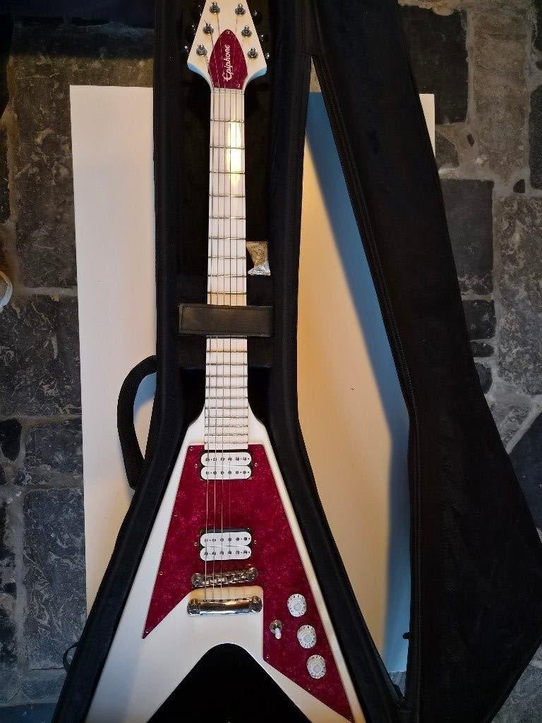 Epiphone Dave Rude Signature Flying V - 2020 - Alpine White, Musique & Instruments, Enlèvement, Utilisé, Solid body, Epiphone