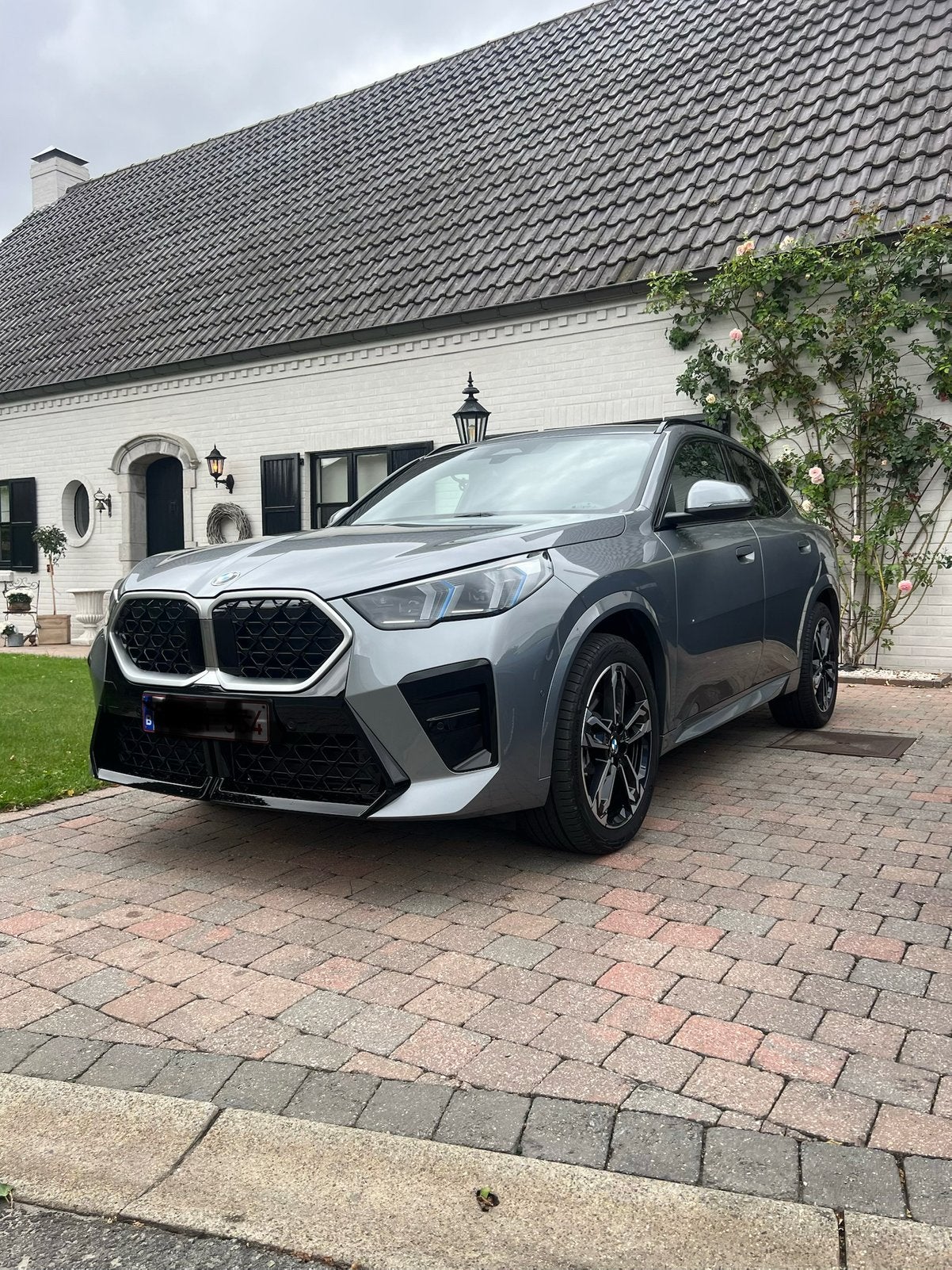 BMW X2 sDIVE 20i M limited edition, Autos, BMW, Euro 6, Noir, 5 portes, 5 places